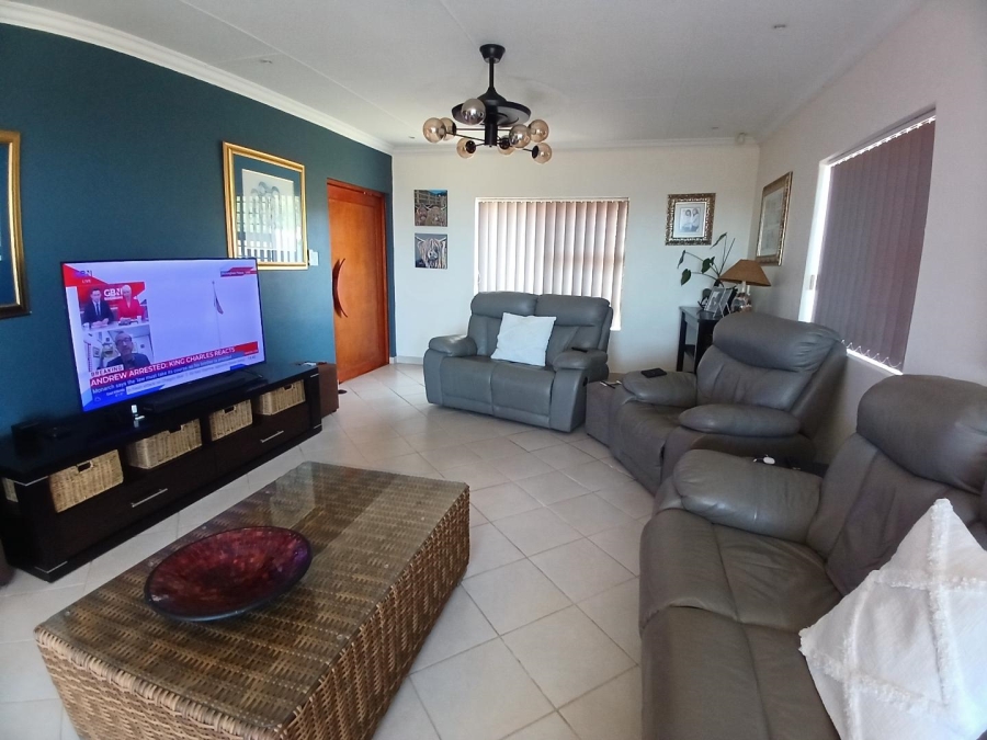 3 Bedroom Property for Sale in Dana Bay Western Cape